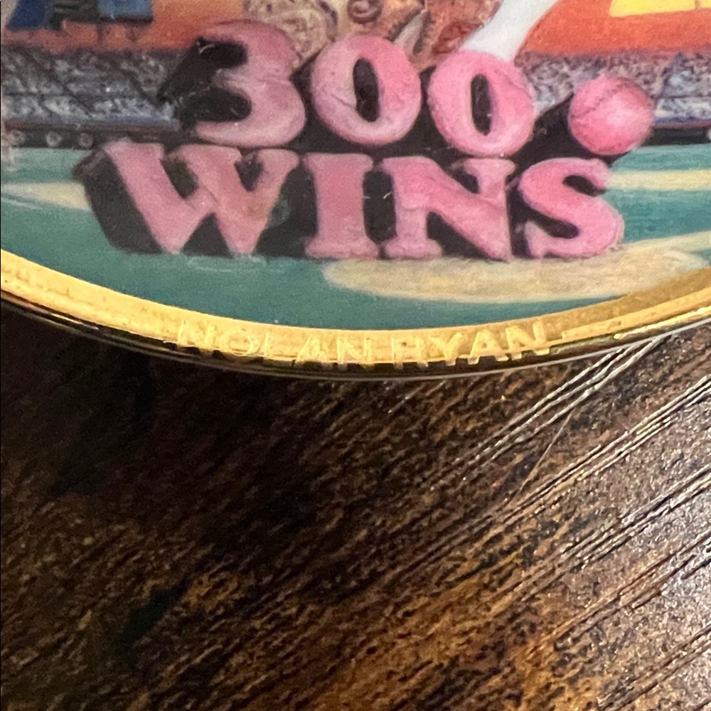 Nolan Ryan Commemorative Plate - Picture 3 of 6